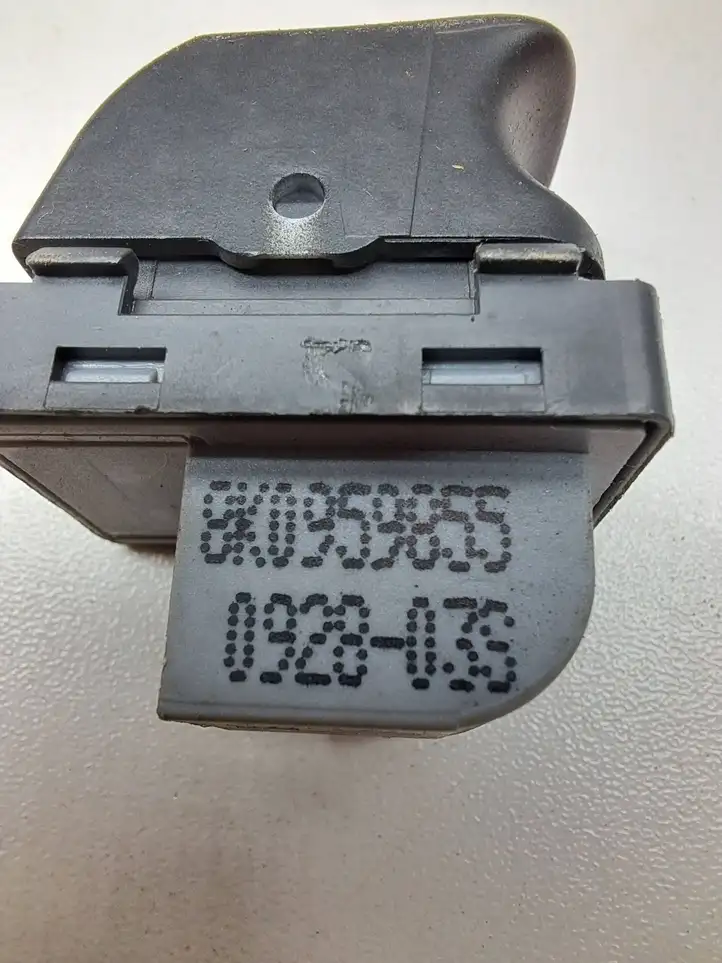 Audi A4 S4 B8 8K (2007 - 2011) 8K0959855 Кнопка стеклоподъемников — фото 3