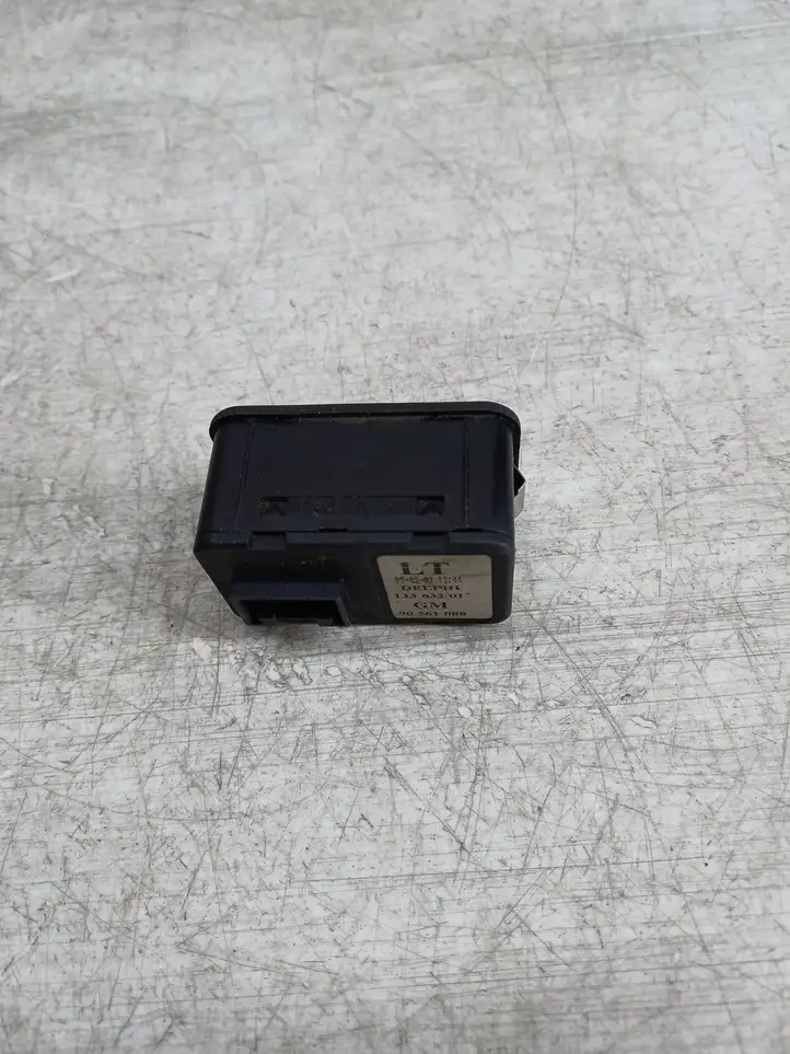 Opel Zafira A (1999 - 2003) 13363201 Блок кнопок стеклоподъемников — фото 2
