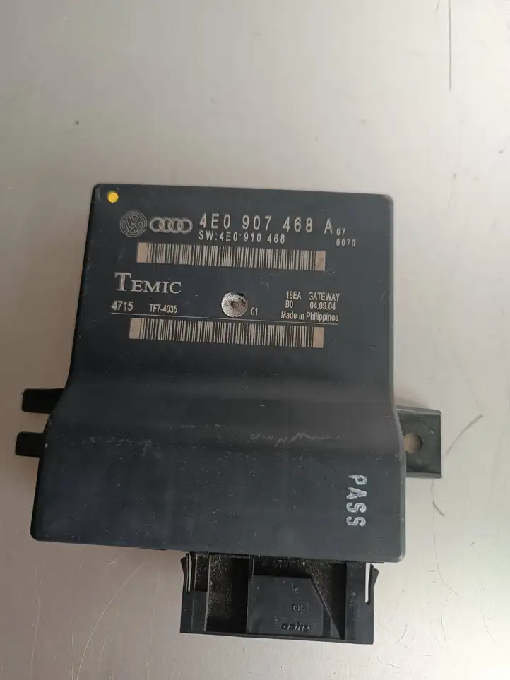 Audi A8 S8 D3 4E (2002 - 2005) 4E0907468A Прочие блоки управления — фото 4