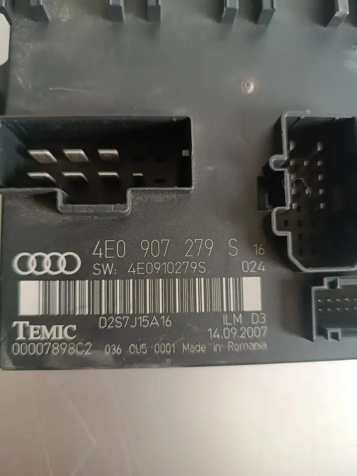 Audi A8 S8 D3 4E (2007 - 2010) 4E0907279S Модуль комфорта — фото 3