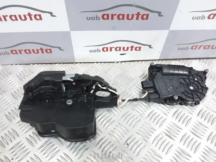BMW M5 F10 (2011 - 2013) 4153310400 Замок задней двери — фото 11