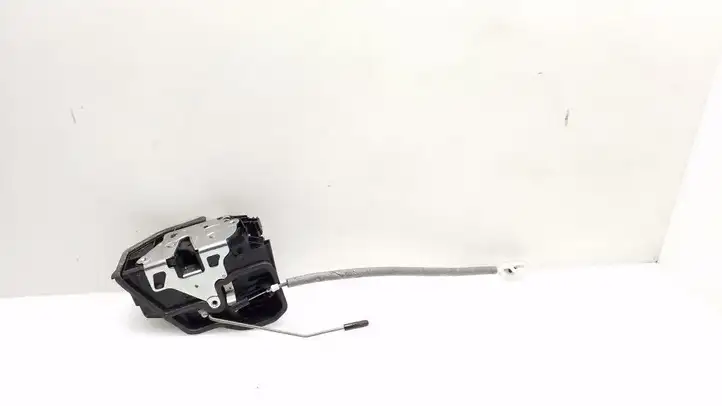 BMW 3 F30 F35 F31 (2012 - 2018) 7229460 Замок задней двери — фото 1