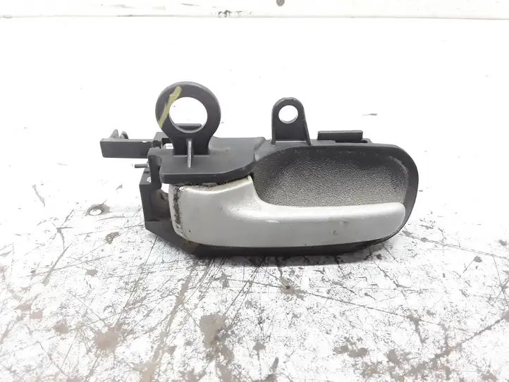 Toyota Yaris Verso (1999 - 2005) Внутренняя ручка задней двери — фото 1
