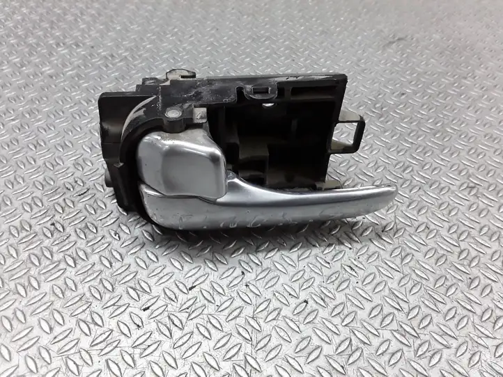 Nissan Almera N16 (2000 - 2010) Внутренняя ручка задней двери — фото 1