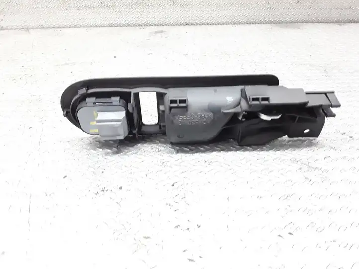 Volkswagen New Beetle (1997 - 2005) Внутренняя ручка двери — фото 2