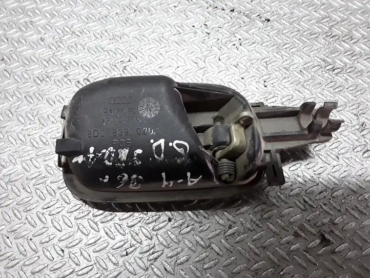 Audi A4 S4 B5 8D (1999 - 2001) 8D0839020 Внутренняя ручка задней двери — фото 2