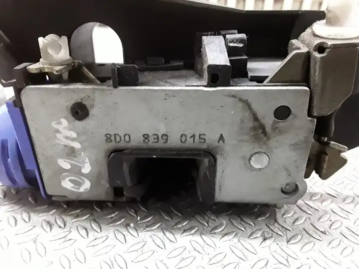 Audi A3/S3 8L (2000 - 2003) 8D0839015A Замок задней двери — фото 2