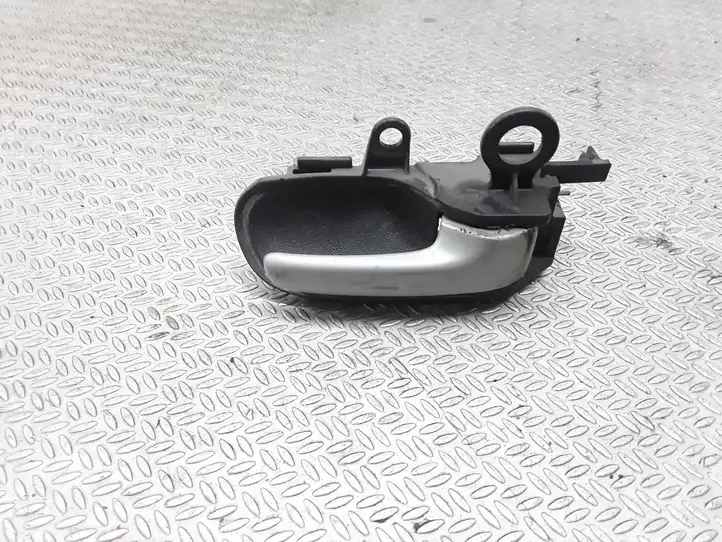 Toyota Yaris Verso (1999 - 2005) Внутренняя ручка задней двери — фото 1