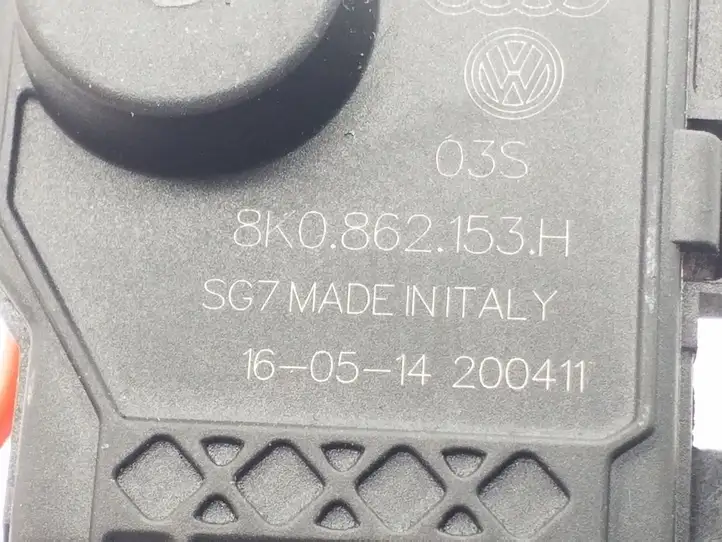 Audi A4 S4 B8 8K (2007 - 2011) 8K0862153H Привод замка крышки топливного бака — фото 3