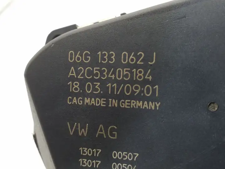 Volkswagen Jetta VI (2011 - 2018) 06G133062J Дроссельная заслонка — фото 3