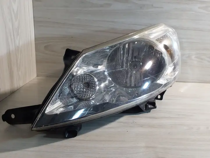 Peugeot Expert (2007 - 2016) Передняя фара — фото 4