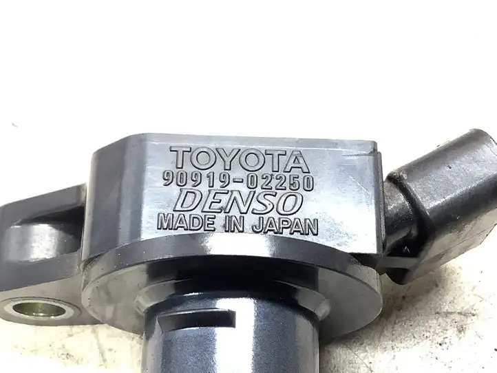 Lexus IS 220D-250-350 (2005 - 2010) 9091902250 Катушка зажигания — фото 3