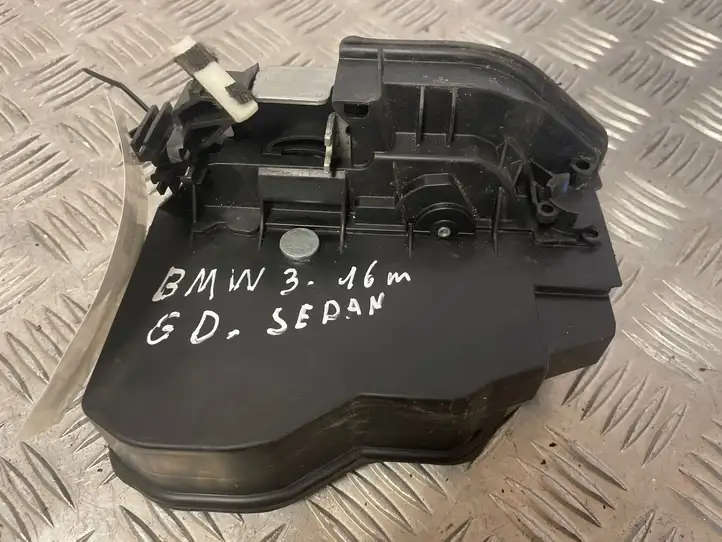 BMW 3 F30 F35 F31 (2012 - 2018) 7202148 Замок задней двери — фото 2