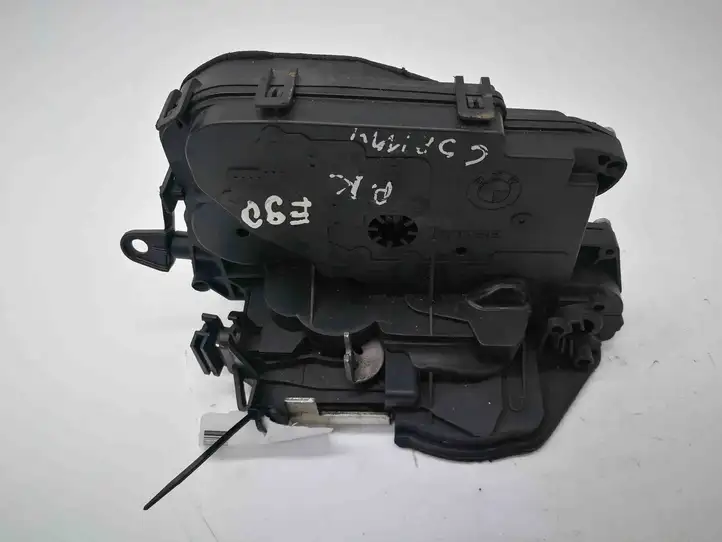 BMW 3 E90 E91 (2005 - 2012) 7059973 Замок ручки двери — фото 1