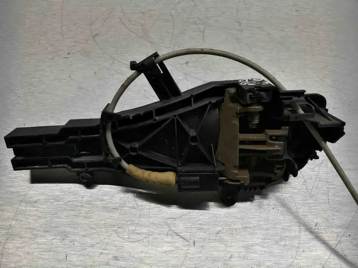 BMW 3 E90 E91 (2005 - 2012) Наружная ручка задней двери — фото 2