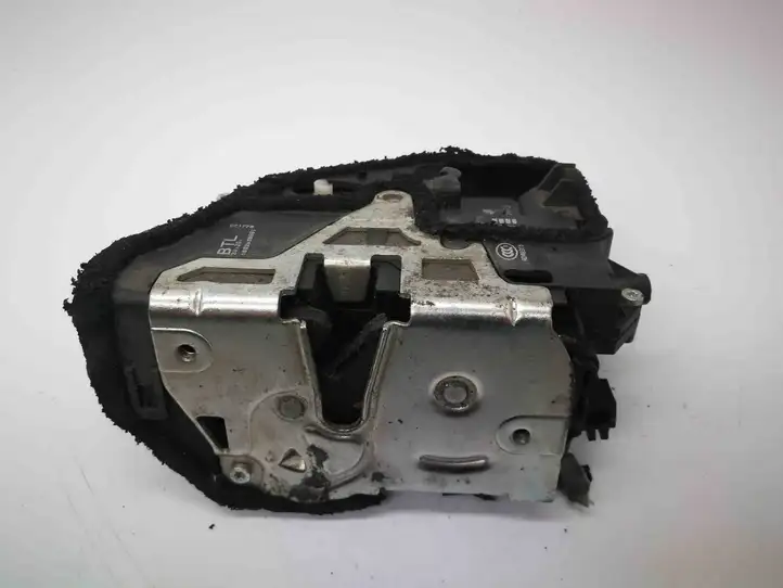 BMW 3 E90 E91 (2005 - 2012) 7059973 Замок ручки двери — фото 2