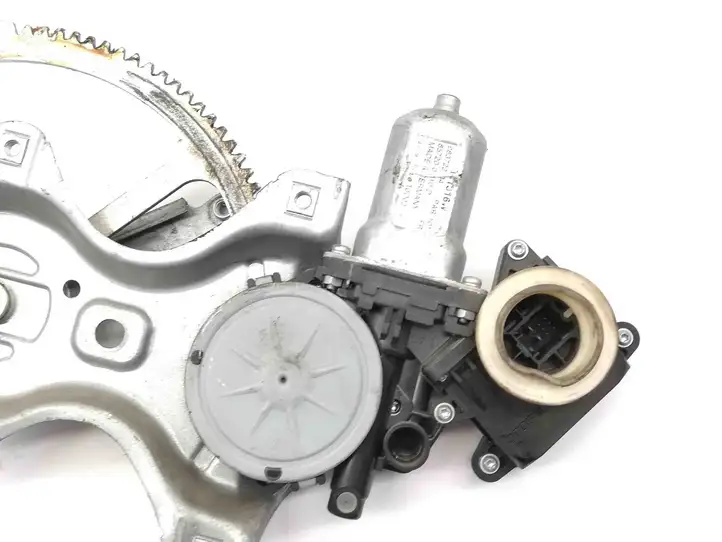 Toyota Yaris (2009 - 2012) 857020F010 Электростеклоподъемник передний (комплект) — фото 4