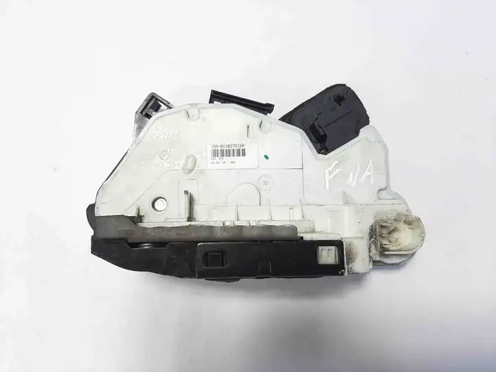 Skoda Fabia Mk3 (NJ) (2015 - 2021) 15A6V1837015A Замок ручки двери — фото 1