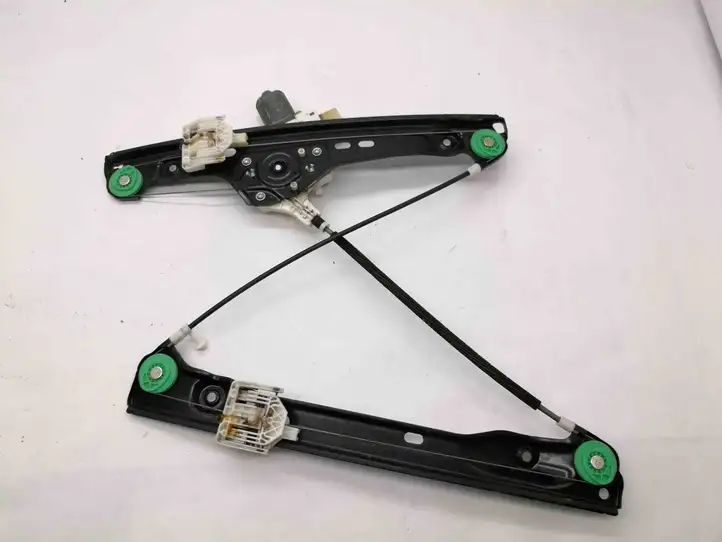 BMW 3 E90 E91 (2005 - 2012)  7060265 Передний комплект электрического механизма для подъема окна