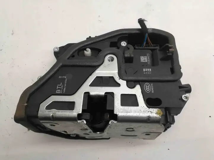 BMW 3 E90 E91 (2005 - 2012) 7059973 Замок ручки двери — фото 2
