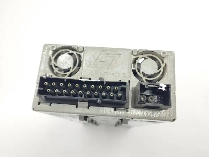 BMW 5 E60 E61 (2004 - 2010) 75060H047504901 Блок Hi-Fi аудиосистемы — фото 4