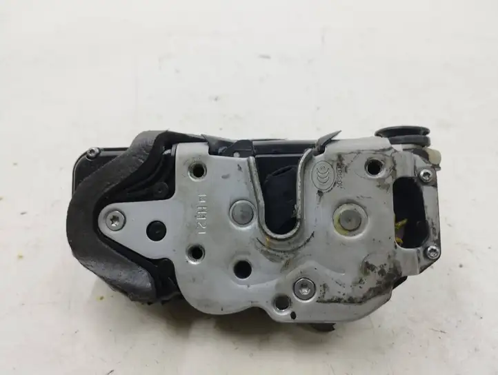 Opel Zafira C (2014 - 2016) A081876 Замок задней двери — фото 8