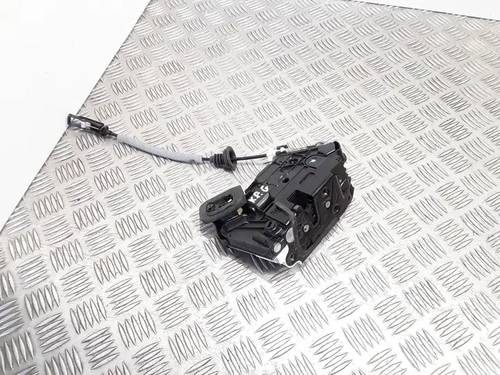 Volkswagen Polo V 6R (2009 - 2015) 5K4839015F Замок задней двери — фото 2