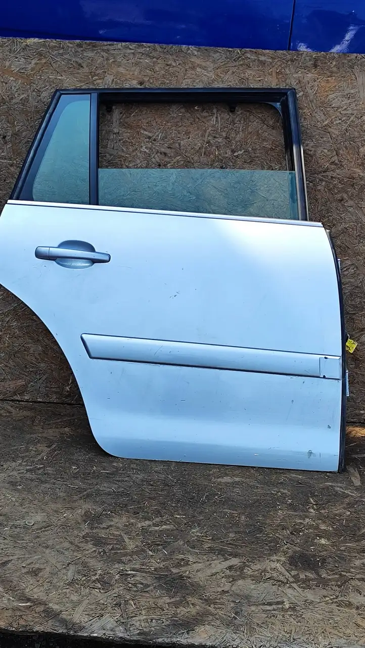 Citroen C4 I Picasso (2006 - 2013) E943R000016 Задняя дверь — фото 1
