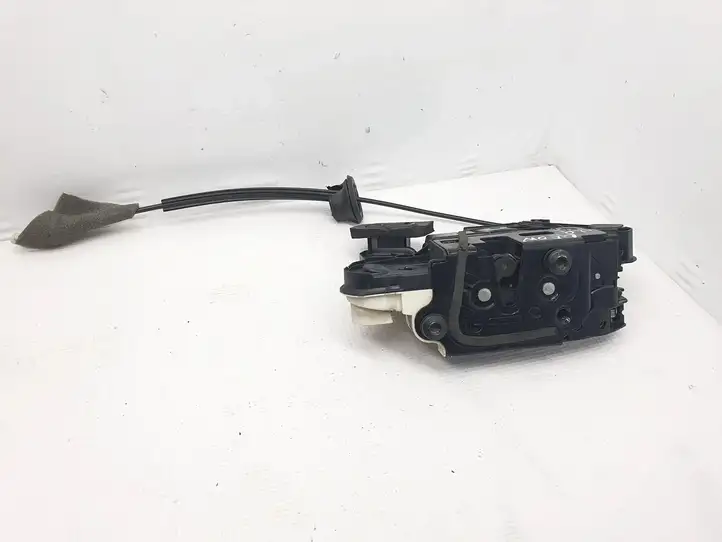 Seat Leon (5F) (2012 - 2019) 15A5K1837015E Замок ручки двери — фото 2