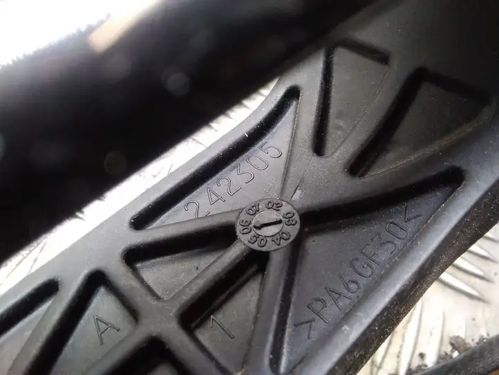Toyota Corolla Verso AR10 (2004 - 2009) 242305 Наружная ручка задней двери — фото 3