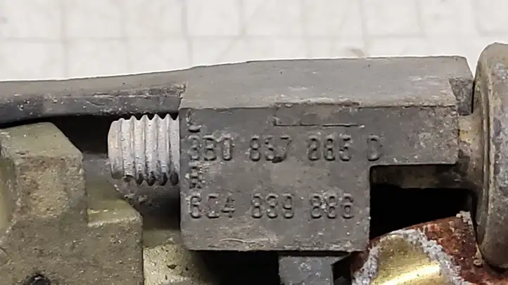 Volkswagen PASSAT B5.5 (2001 - 2005) 3B0837207 Наружная ручка задней двери — фото 5