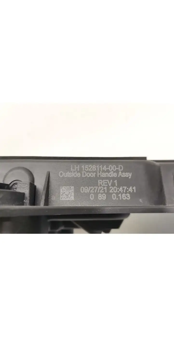 Tesla Model Y (2019 - 2024) 1528114-00-D Наружная ручка двери — фото 3