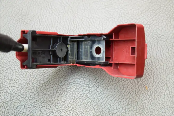 Toyota Prius (XW30) (2009 - 2015) 8216447080K Плюсовой провод аккумулятора — фото 5