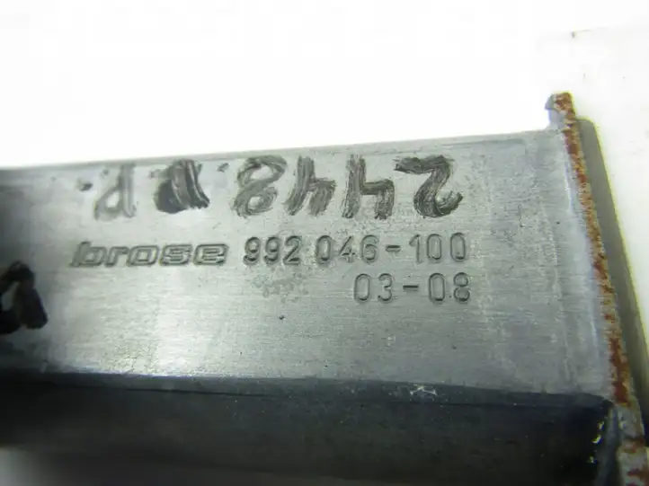 Toyota Corolla E120 E130 (2000 - 2004) Стеклоподъемник передней двери — фото 5