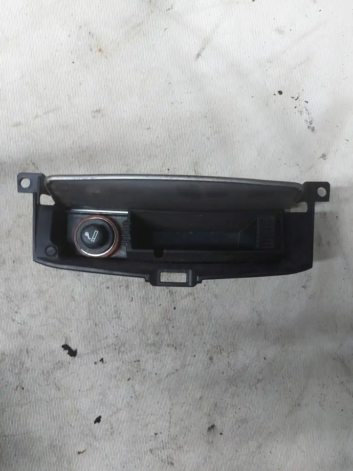 Ford Galaxy (2006 - 2010) 7S71A04788E Передняя пепельница — фото 1