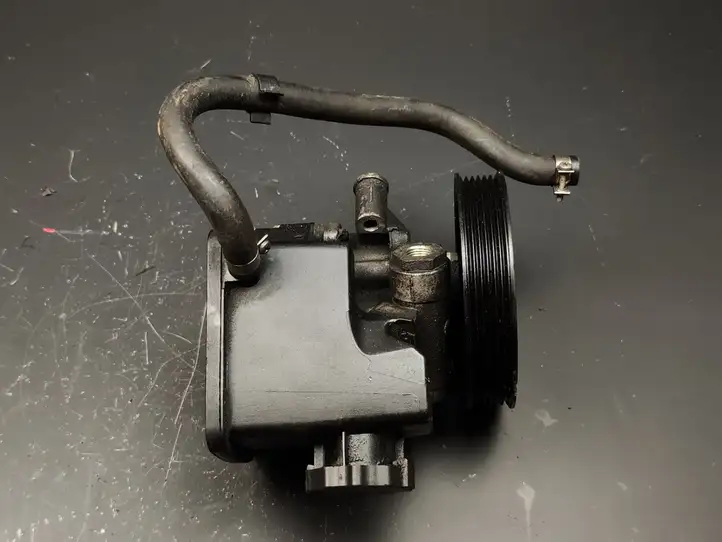Mercedes-Benz Sprinter W901 W902 W903 W904 (1995 - 2007) 0024667501 Насос ГУР — фото 8