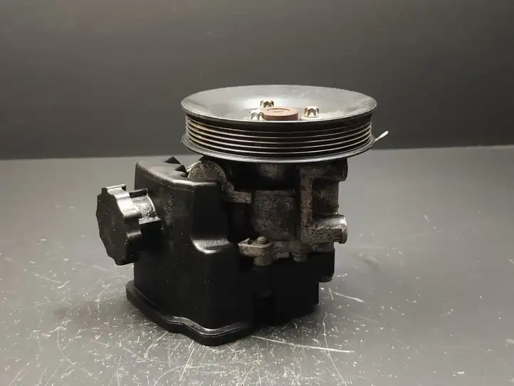 Mercedes-Benz Sprinter W901 W902 W903 W904 (1995 - 2007) 0024667501 Насос ГУР — фото 7