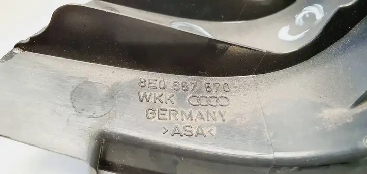 Audi A4 S4 B7 8E 8H (2004 - 2009) 8E0857570 Прочая отделка задней двери — фото 3