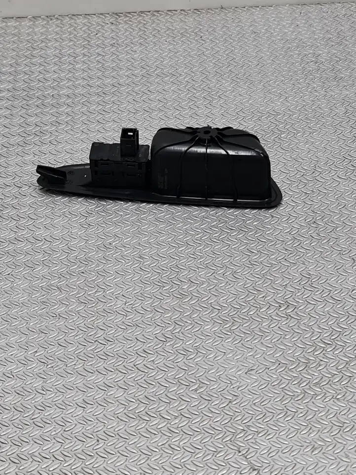 Peugeot 308 (2007 - 2013) 96573850XT Кнопка стеклоподъемников — фото 3