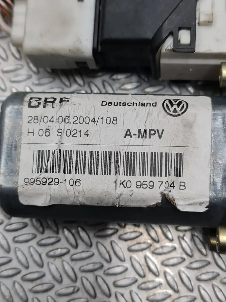 Volkswagen Touran I (2003 - 2010) 1K0959704B Стеклоподъемник задней двери — фото 6