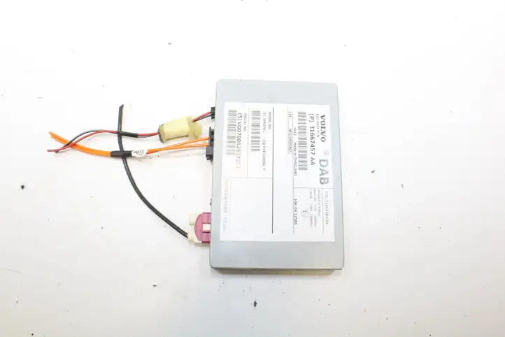 Volvo S60 (2013 - 2018) 31667304AA Блок Hi-Fi аудиосистемы — фото 2