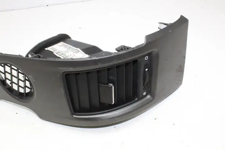 Honda CR-V (2009 - 2012) 9764MK010 Воздушная решетка панели — фото 3