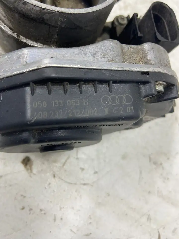 Volkswagen PASSAT B5 (1997 - 2000) 058133053H Дроссельная заслонка — фото 2