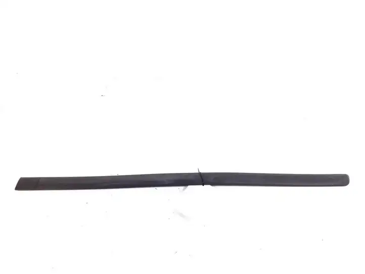 Toyota Prius (XW20) (2003 - 2009) Молдинги задней двери — фото 1