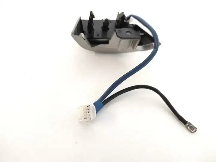 Toyota Yaris (2005 - 2009) 84247-52060 Кнопки на рулевом колесе — фото 2