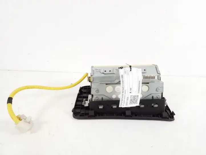 Toyota Corolla Verso E121 (2001 - 2004) 73970-13030 Подушка безопасности пассажира — фото 2