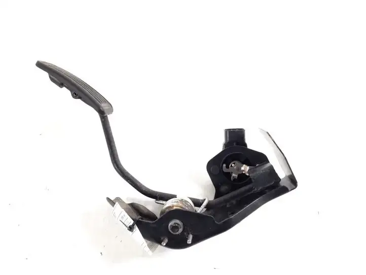 Toyota Corolla Verso AR10 (2004 - 2009) 78010-13011 Педаль акселератора — фото 3