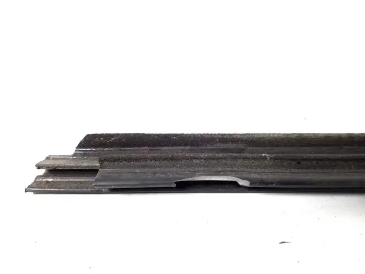 Toyota RAV 4 (XA20) (2000 - 2005) 75711-42040 Накладка стекла передней двери — фото 4