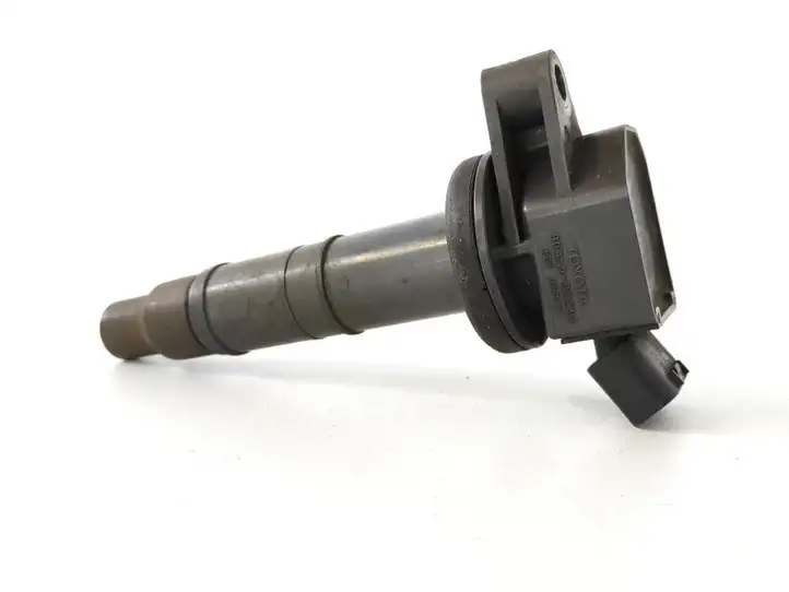 Toyota RAV 4 (XA20) (2000 - 2005) 90919-02243 Катушка зажигания — фото 1