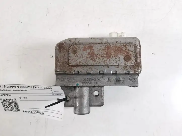 Toyota Corolla Verso AR10 (2004 - 2009) 45020-0F010 Блокиратор руля — фото 1